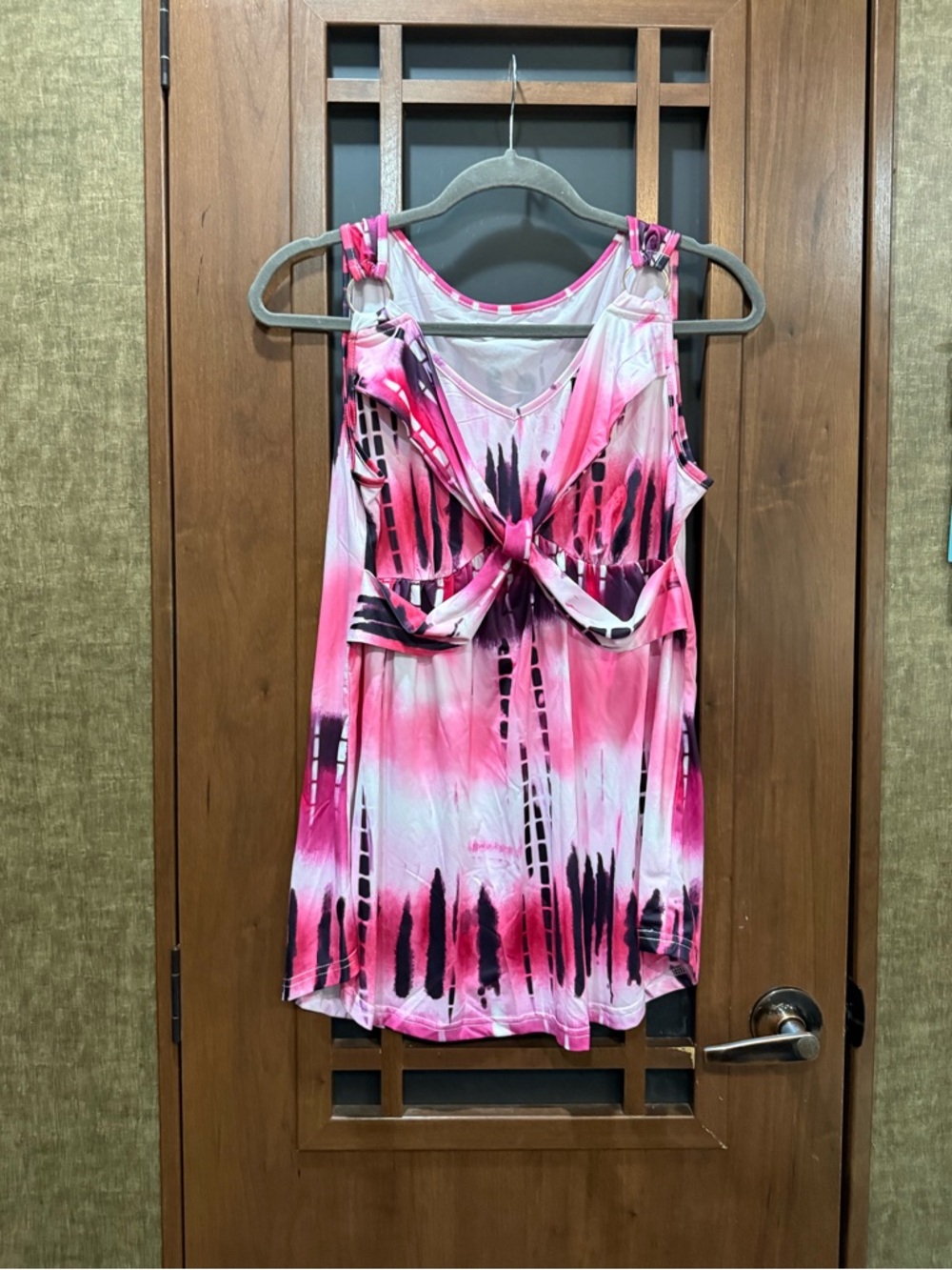 Women’s Pink Tie-Dye Tank Top with Front Knot